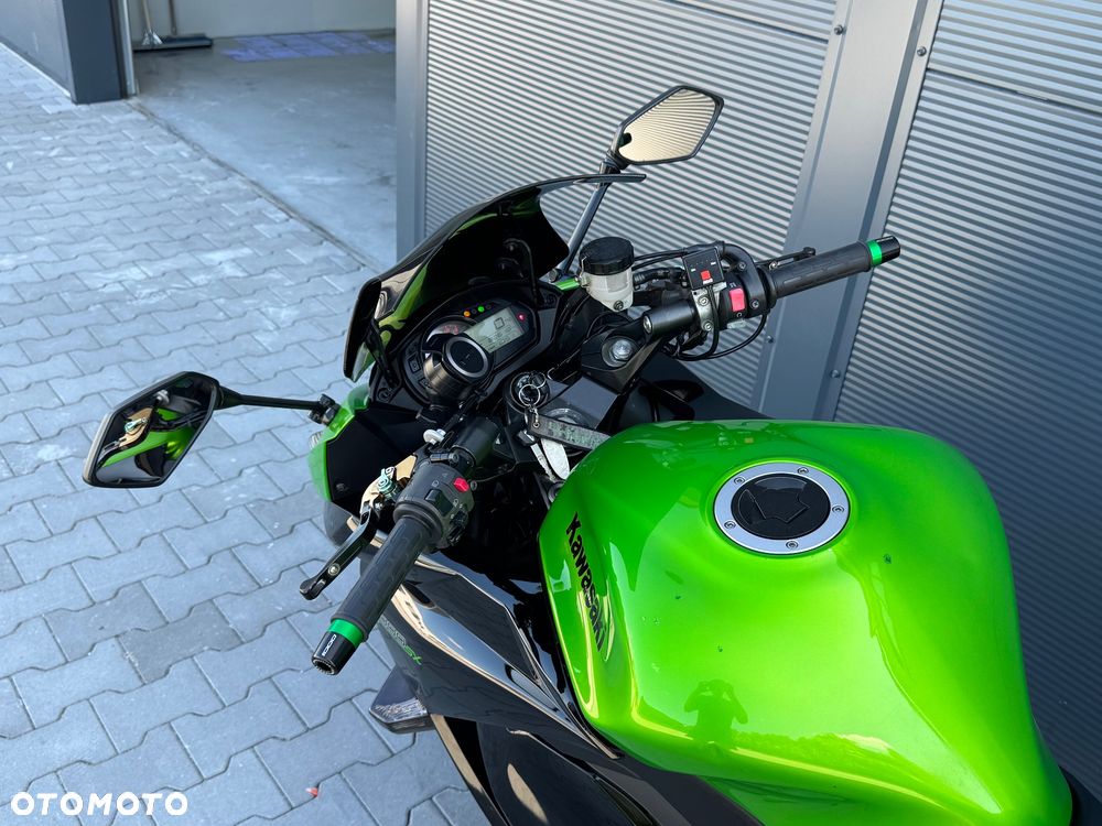 Kawasaki Ninja 1000 SX - 17