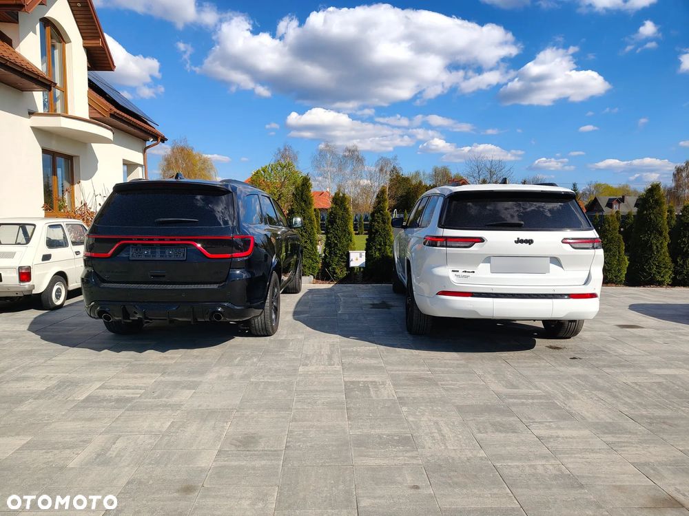 Jeep Grand Cherokee - 39