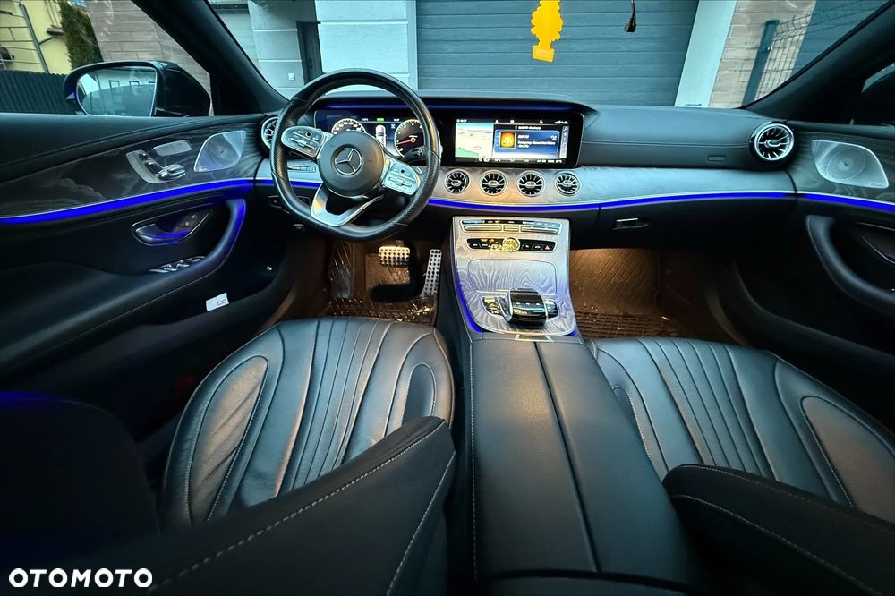 Mercedes-Benz CLS - 11