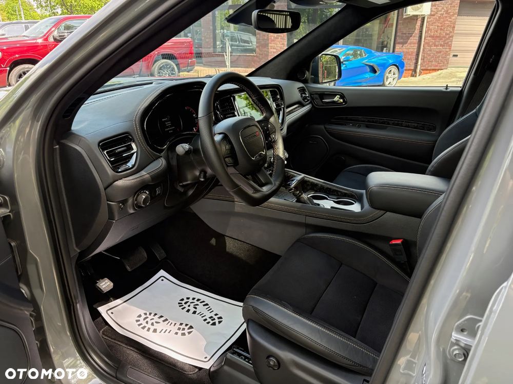 Dodge Durango 5.7 R/T - 12