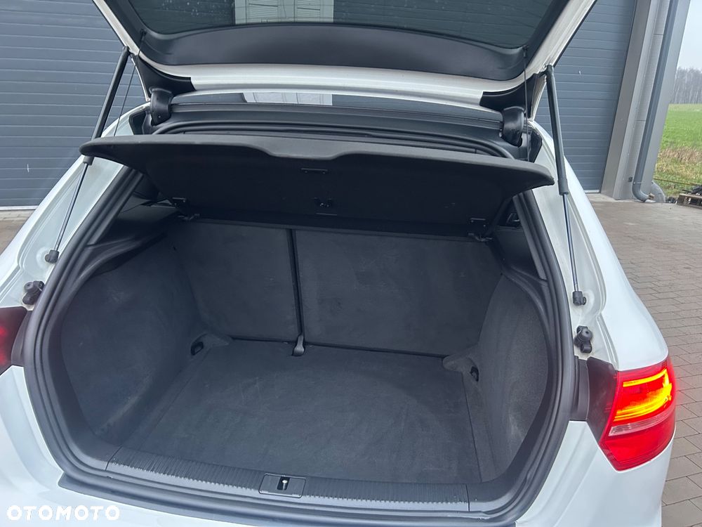 Audi A3 Sportback 1.4 TFSI S line Sportpaket - 7