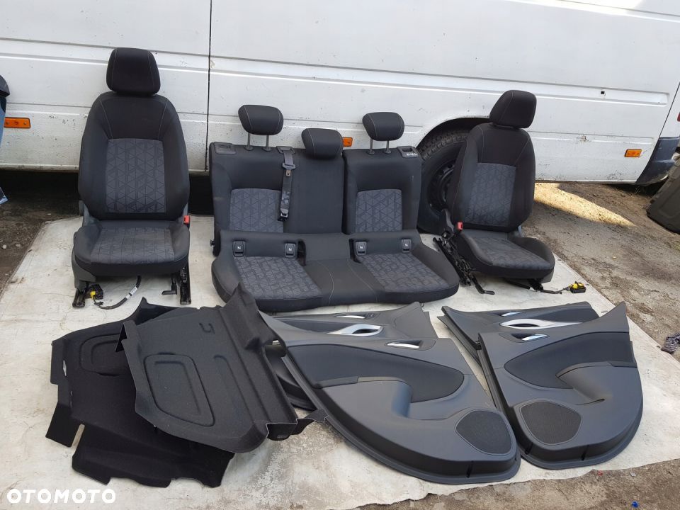 tapicerka drzwi Opel Astra K HB - 10