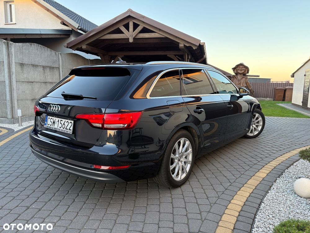 Audi A4 Avant 2.0 TDI S tronic sport - 32