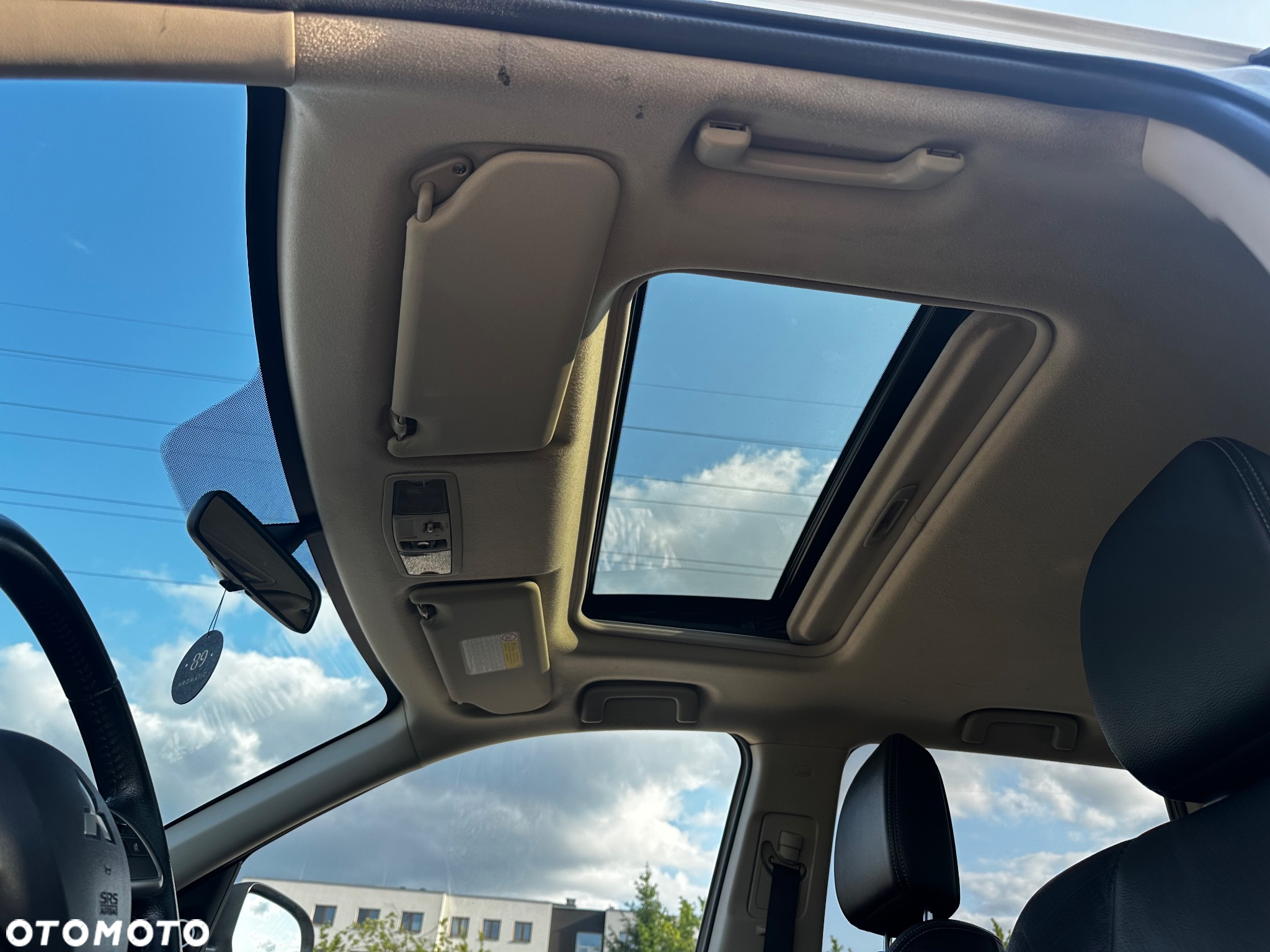 Mitsubishi Outlander 2.0 Intense + - 38