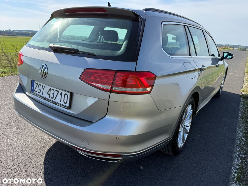 Volkswagen Passat 2.0 TDI SCR (BlueMotion Technology) DSG Comfortline - 19