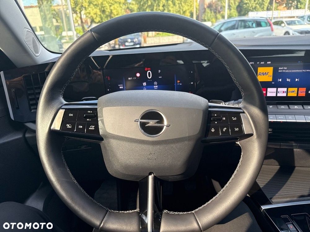 Opel Astra 1.2 T Edition S&S - 14