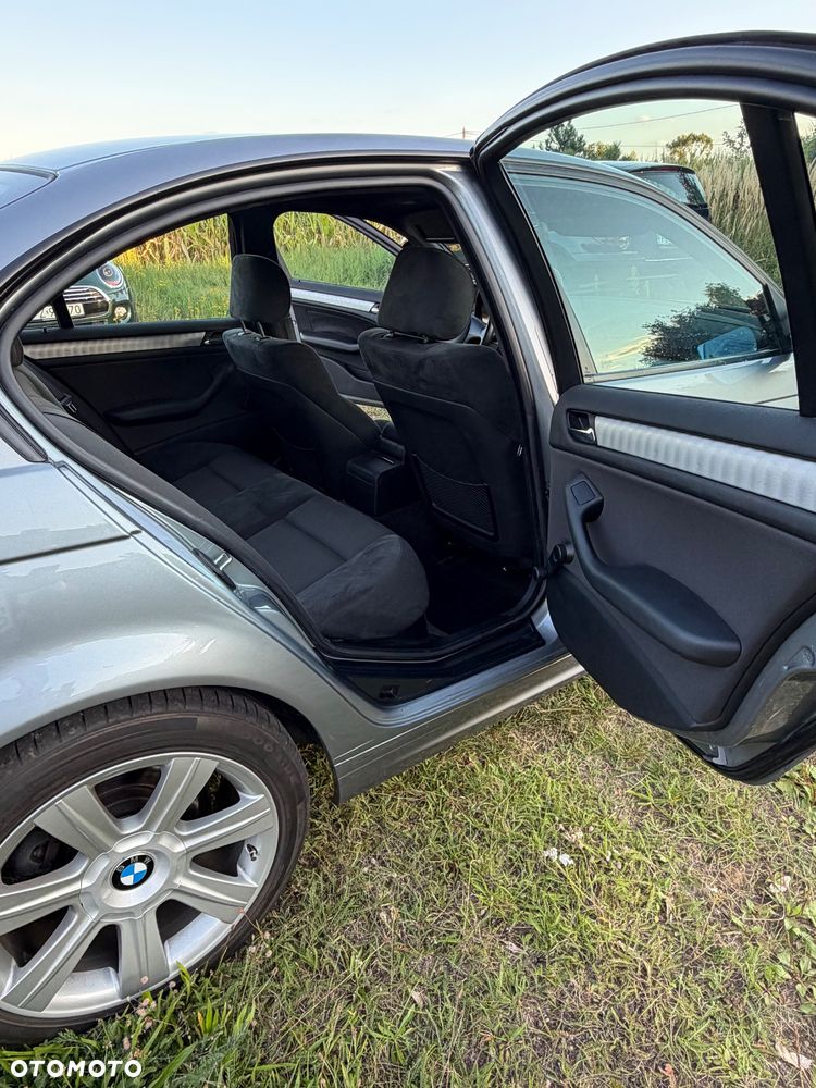 BMW Seria 3 318i - 18