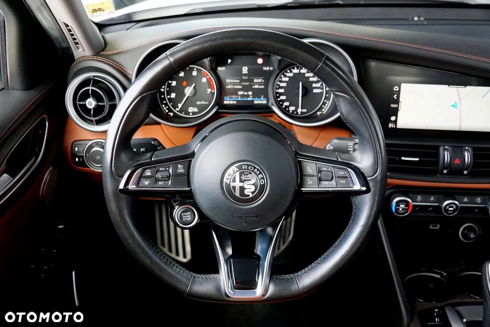 Alfa Romeo Giulia 2.0 Turbo Super - 30