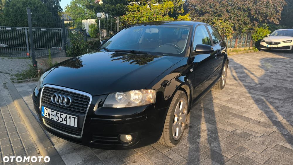 Audi A3 3-drzwiowe 1.6 Ambiente - 1