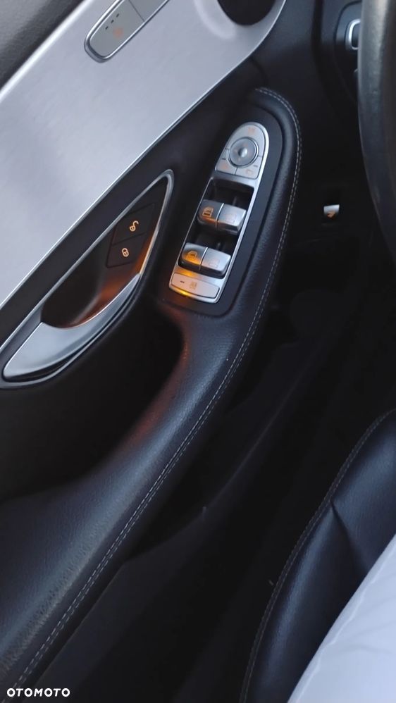 Mercedes-Benz Klasa C 220 d 9G-TRONIC - 14