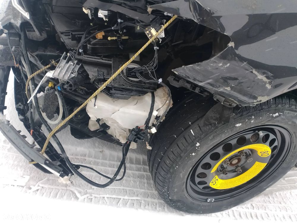 Volkswagen Touran 1.4 TSI BMT Comfortline DSG - 7