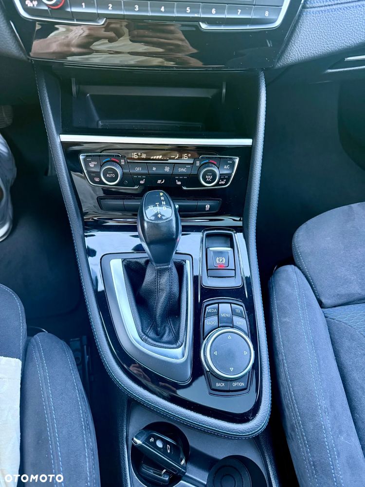 BMW Seria 2 220d xDrive Sport-Aut M Sport - 28