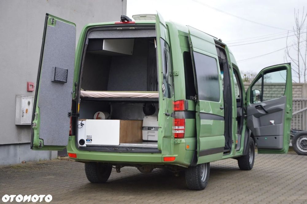 Mercedes-Benz Sprinter - 7