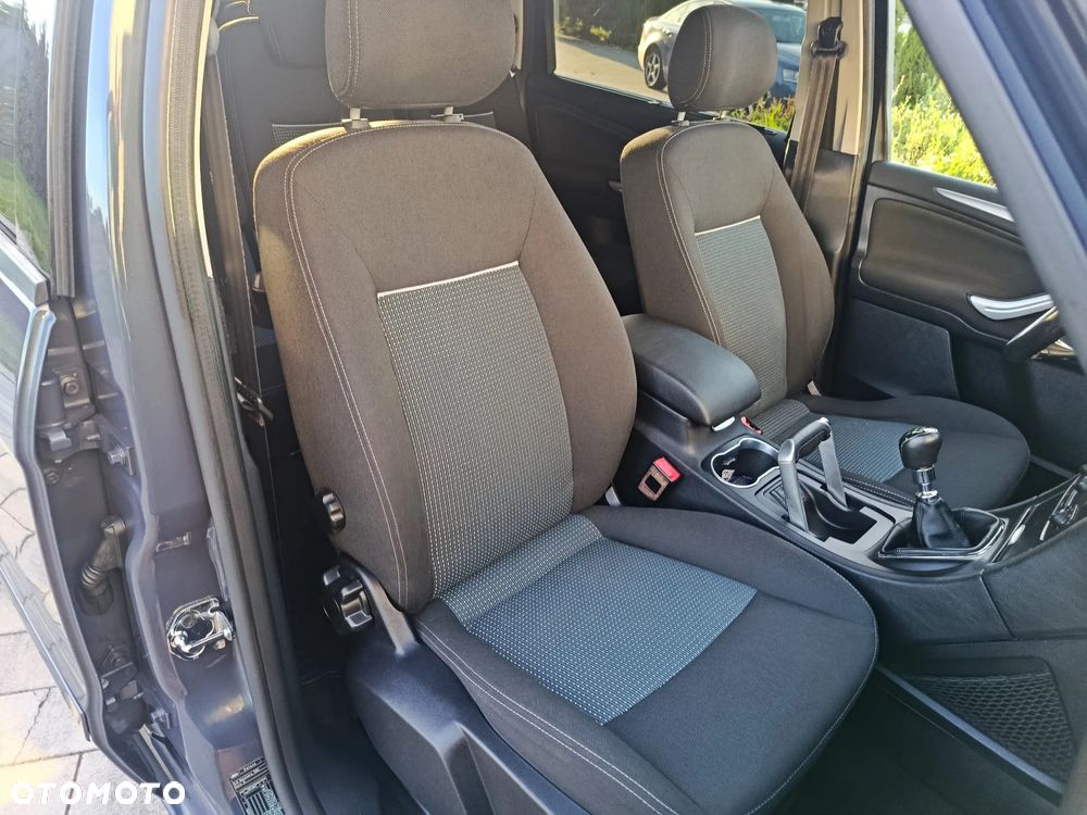 Ford Galaxy 2.0 TDCi Trend - 26