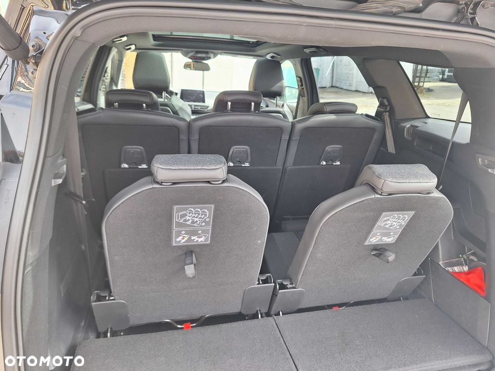 Peugeot 5008 - 7