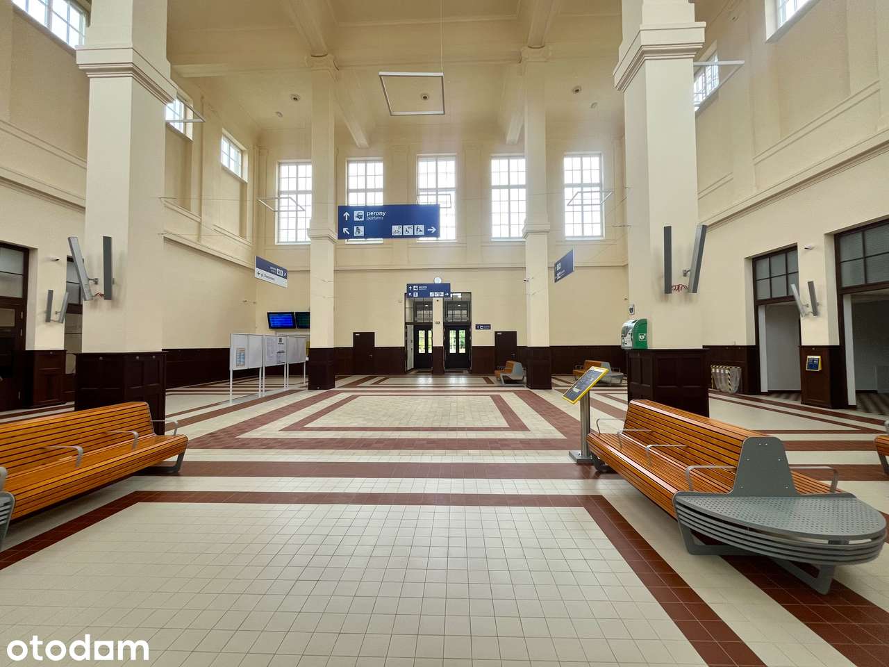 Powierzchnia usługowa/biurowa 226,94 m2 w budynku dworca w Zbąszyniu - Pełny obrazek: 2/13