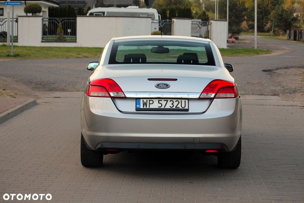 Ford Focus 2.0 TDCi DPF Titanium - 8