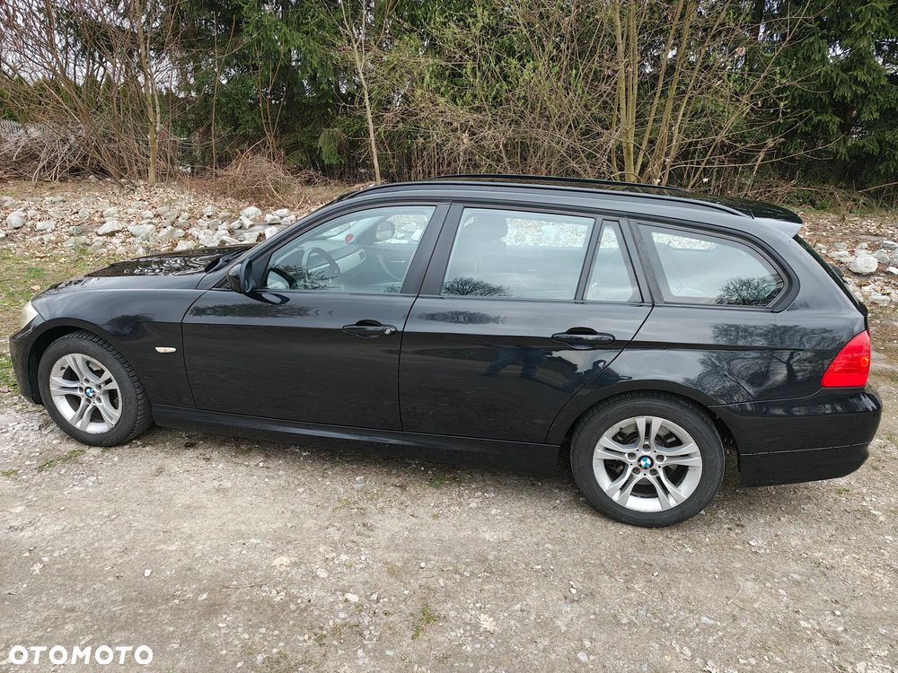 BMW Seria 3 318d - 8