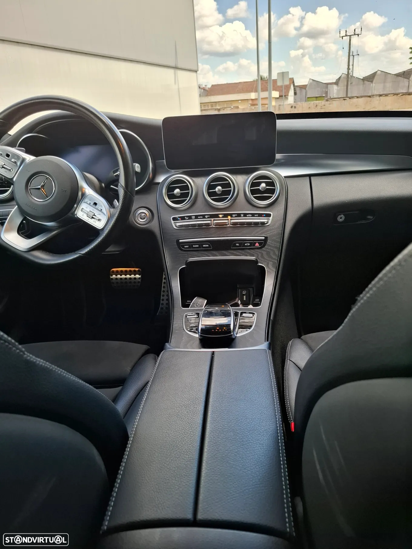 Mercedes-Benz C 300 de AMG Line - 16