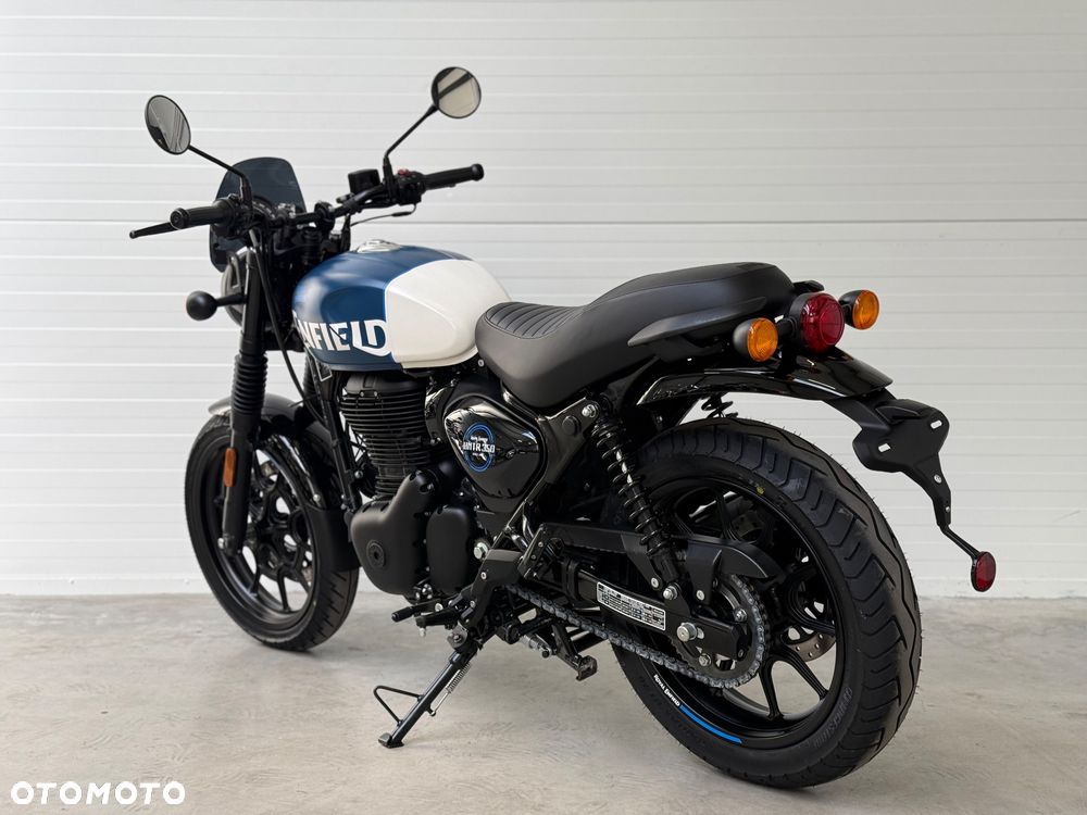 Royal Enfield HNTR - 5