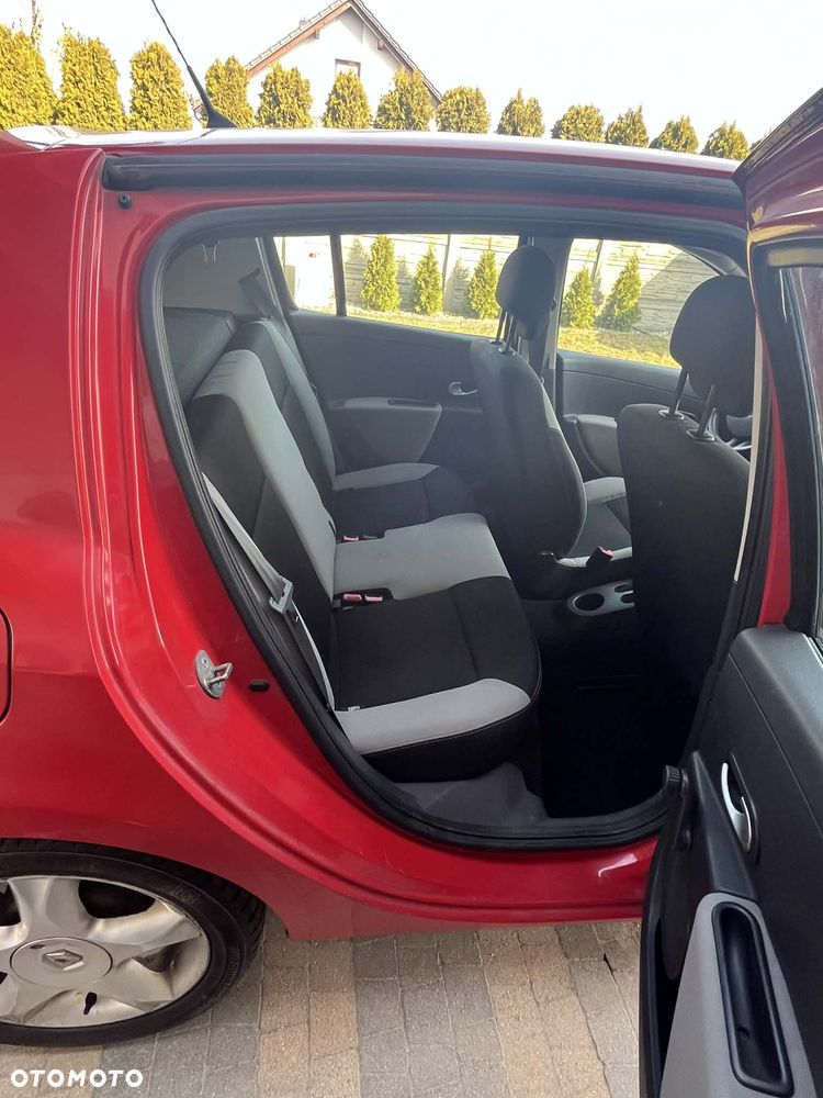 Renault Clio 1.2 16V Alize Euro5 - 9