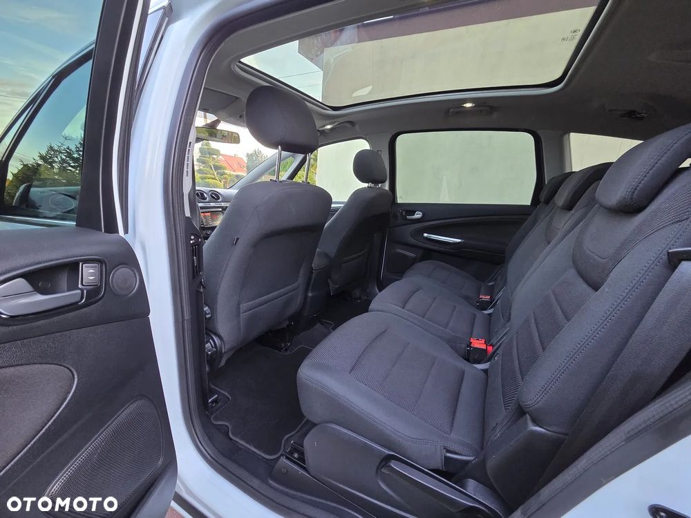 Ford S-Max 2.0 TDCi DPF Titanium - 16