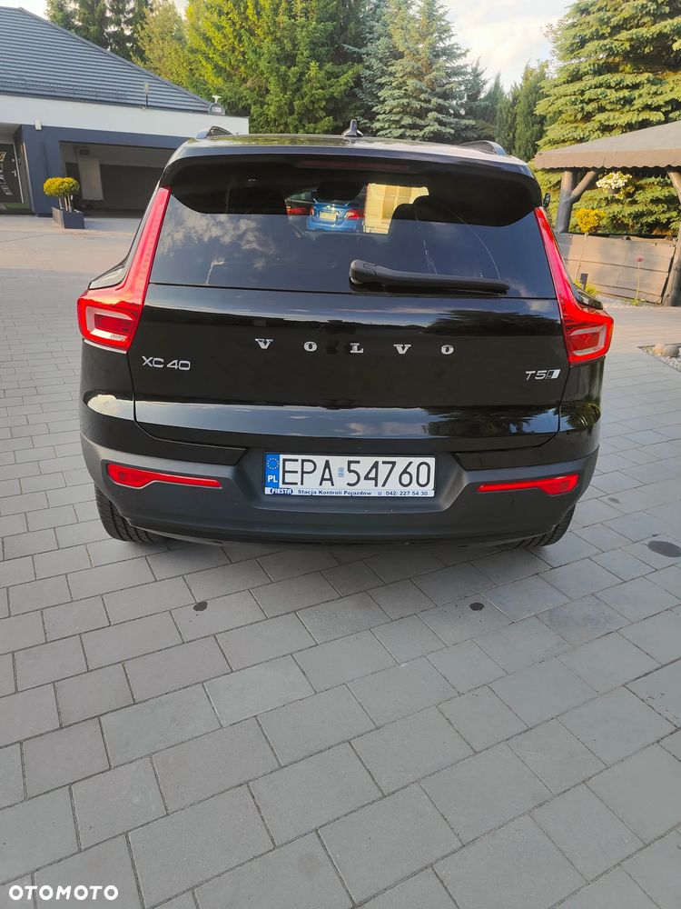 Volvo XC 40 T5 AWD R-Design - 6