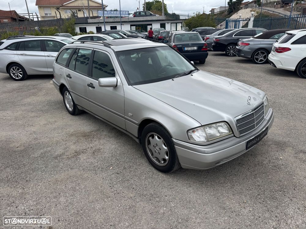 Mercedes-Benz C 220 D Elegance - 22