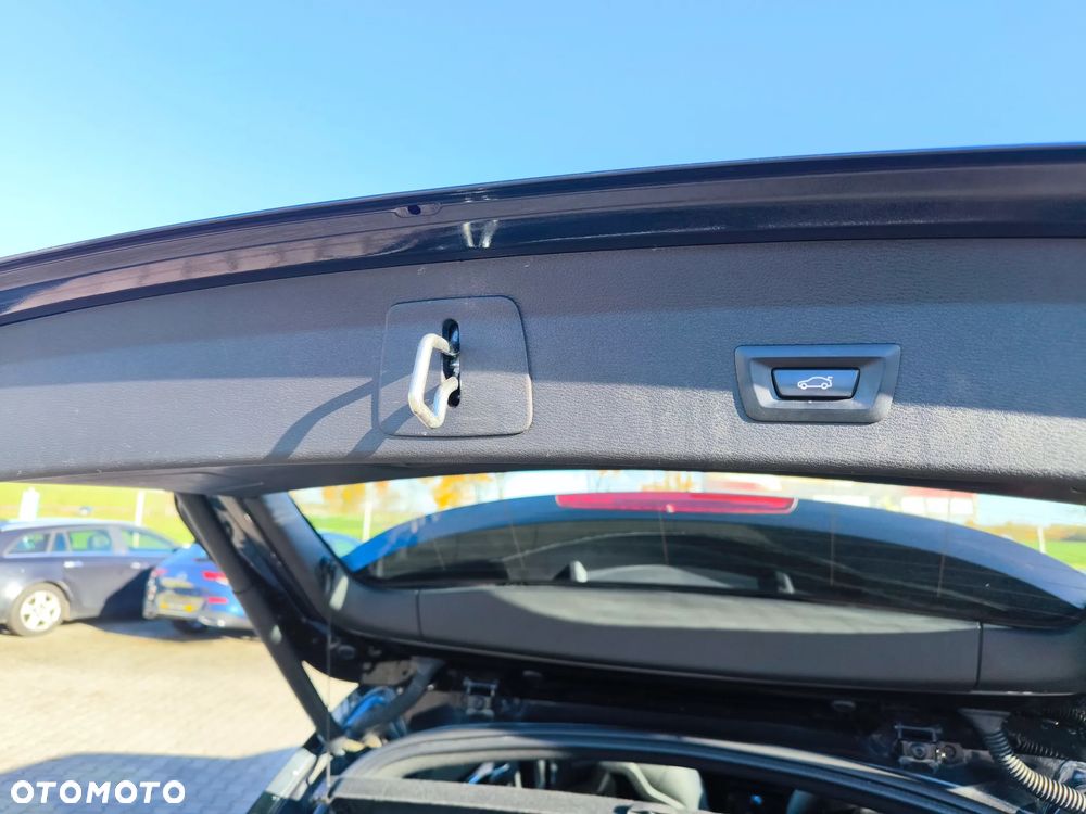 BMW X1 sDrive18i xLine - 15