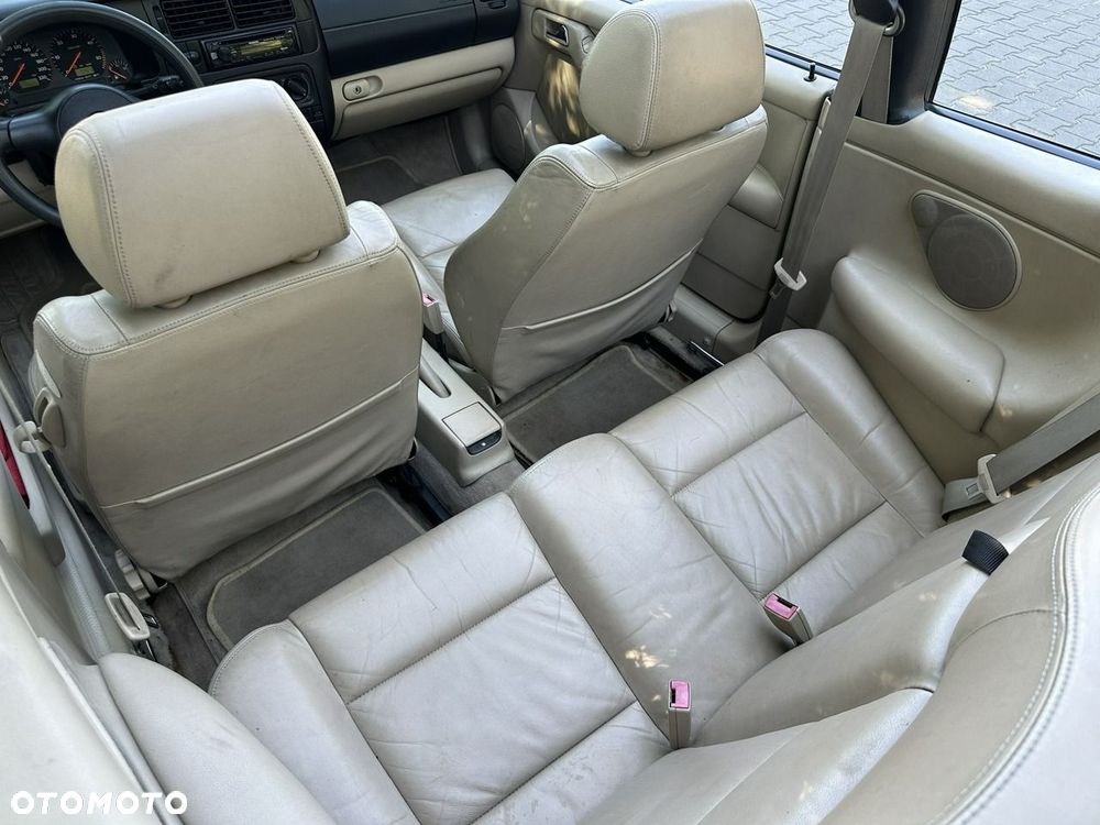 Volkswagen Golf - 16