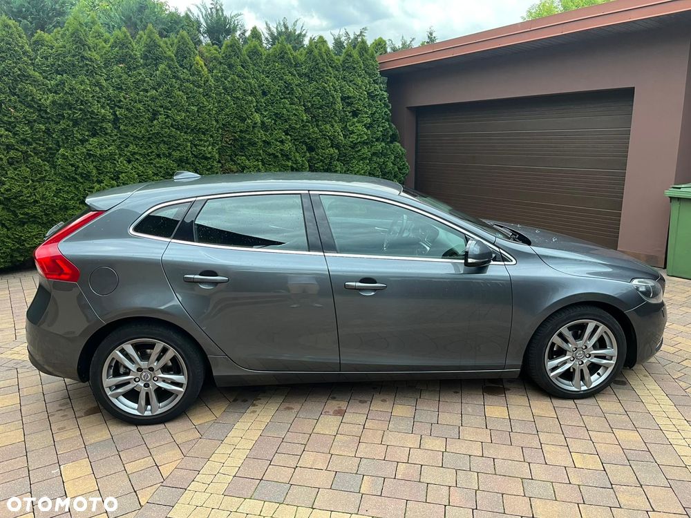 Volvo V40 D2 - 7