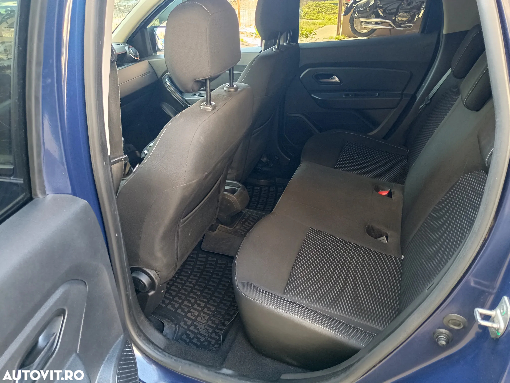 Dacia Duster 1.5 Blue dCi 4WD Essential - 9