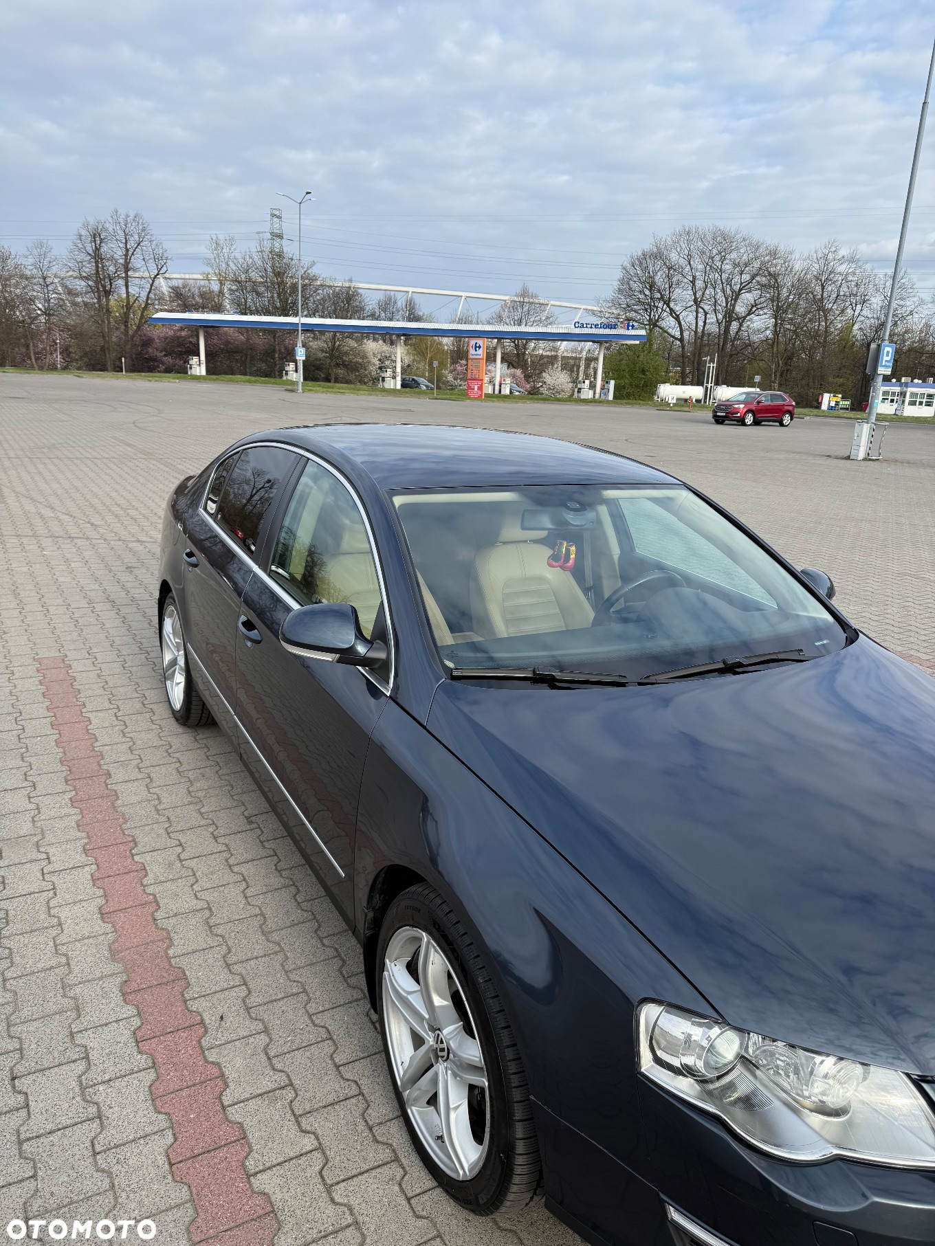 Volkswagen Passat - 7