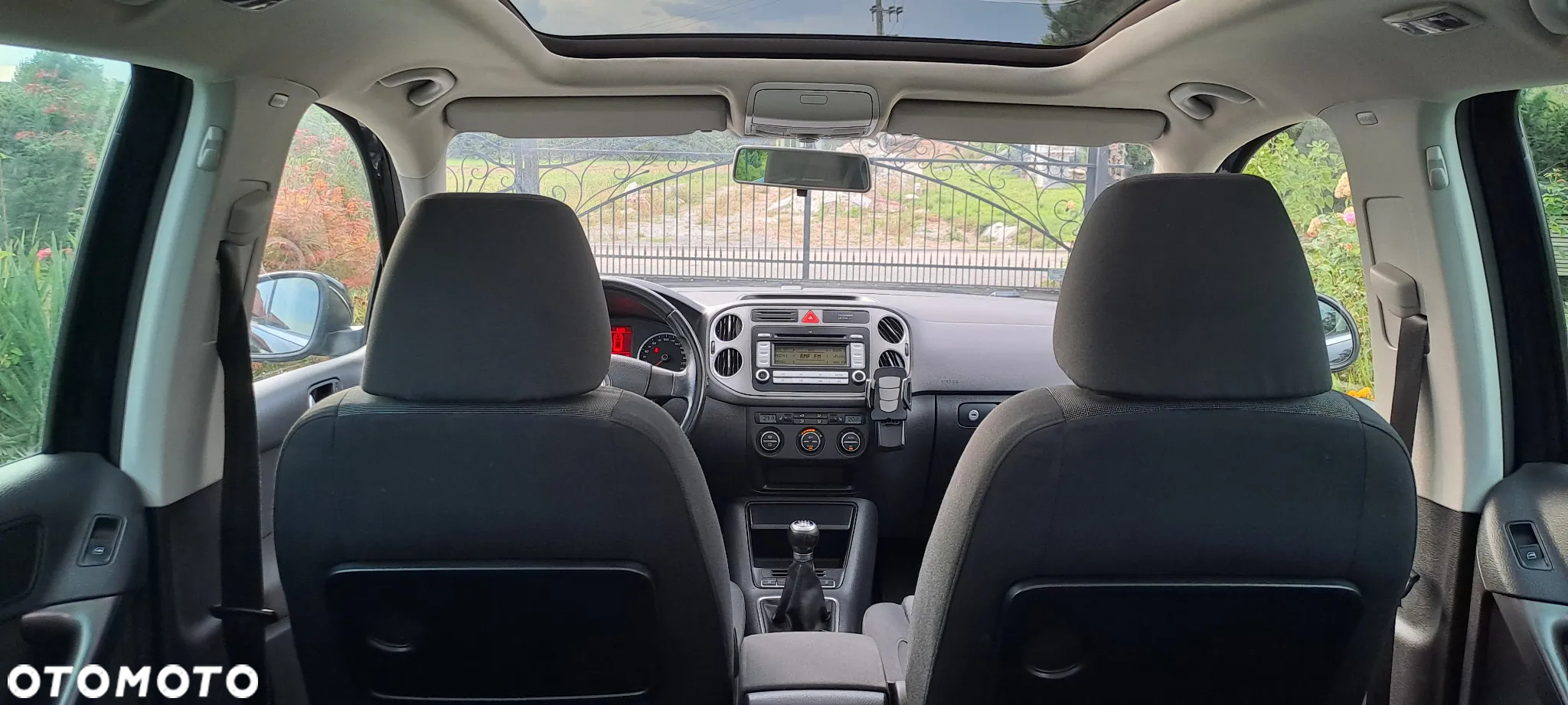 Volkswagen Tiguan - 8
