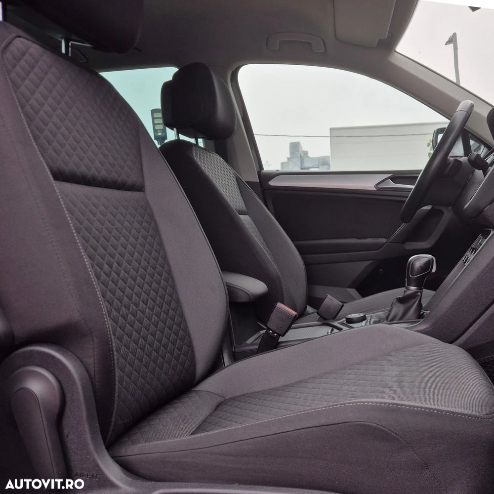 Volkswagen Tiguan 2.0 TDI SCR 4MOTION DSG Comfortline - 13