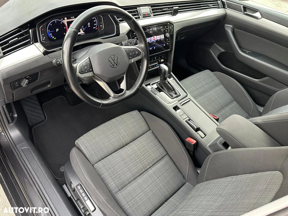 Volkswagen Passat - 5