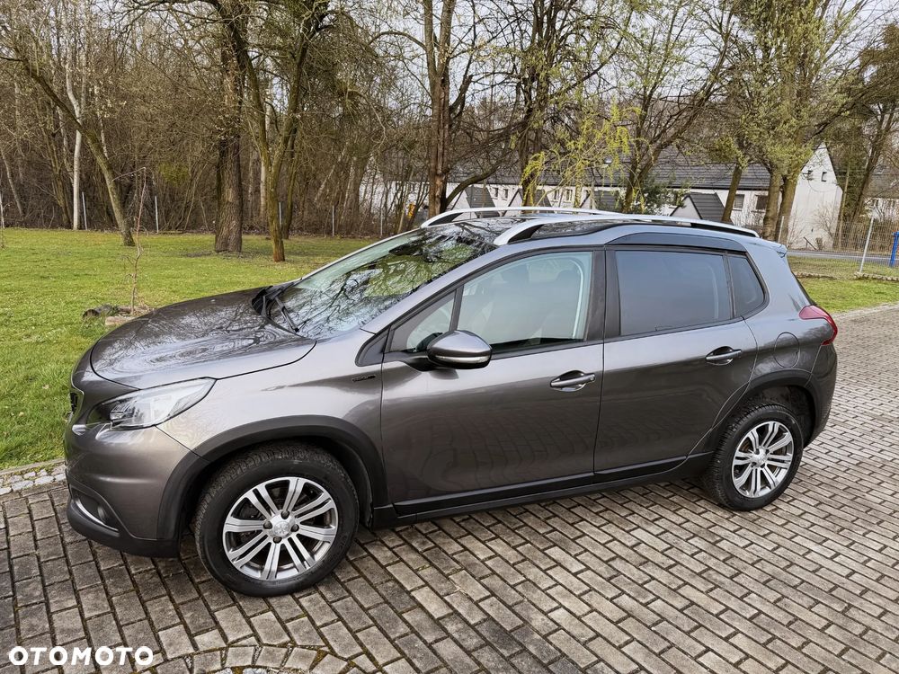 Peugeot 2008 PureTech 130 Stop&Start EAT6 Allure - 5