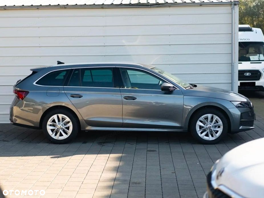 Skoda Octavia 2.0 TDI Edition 130 Selection DSG - 3
