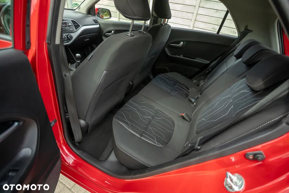 Kia Picanto 1.0 Dream Team Edition - 17