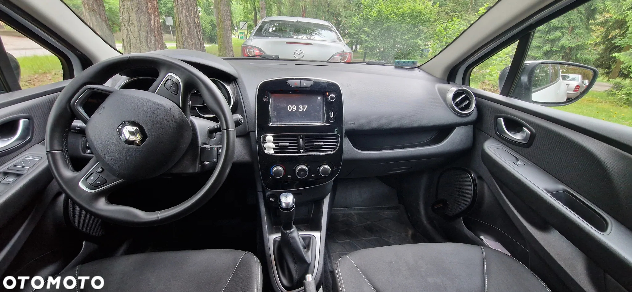 Renault Clio 1.2 16V Limited - 10