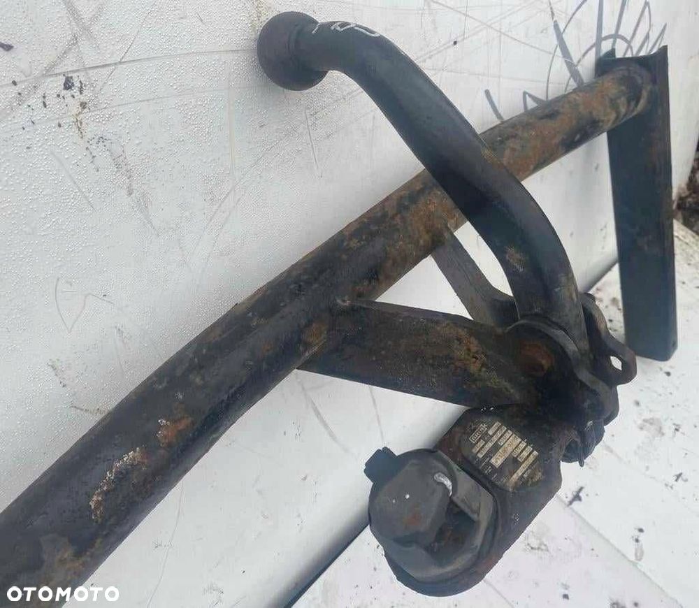 HAK HOLOWNICZY VW PASSAT B5 - 3