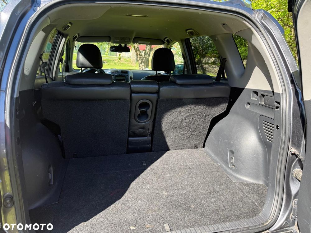Toyota RAV4 2.2 D-CAT X - 5
