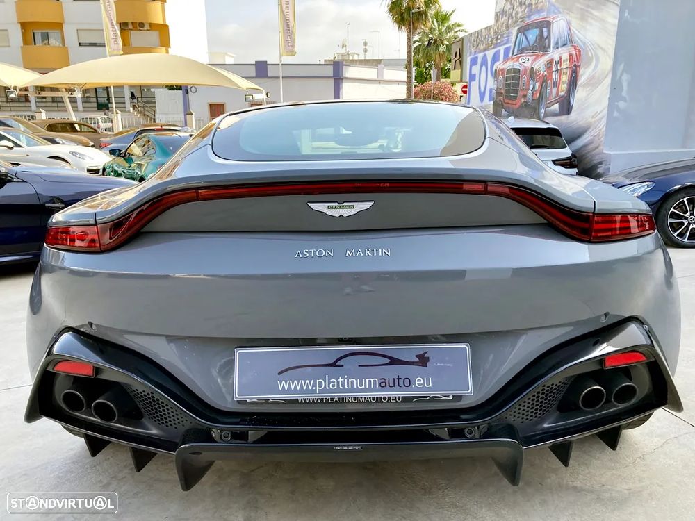 Aston Martin Vantage Coupe Standard - 4
