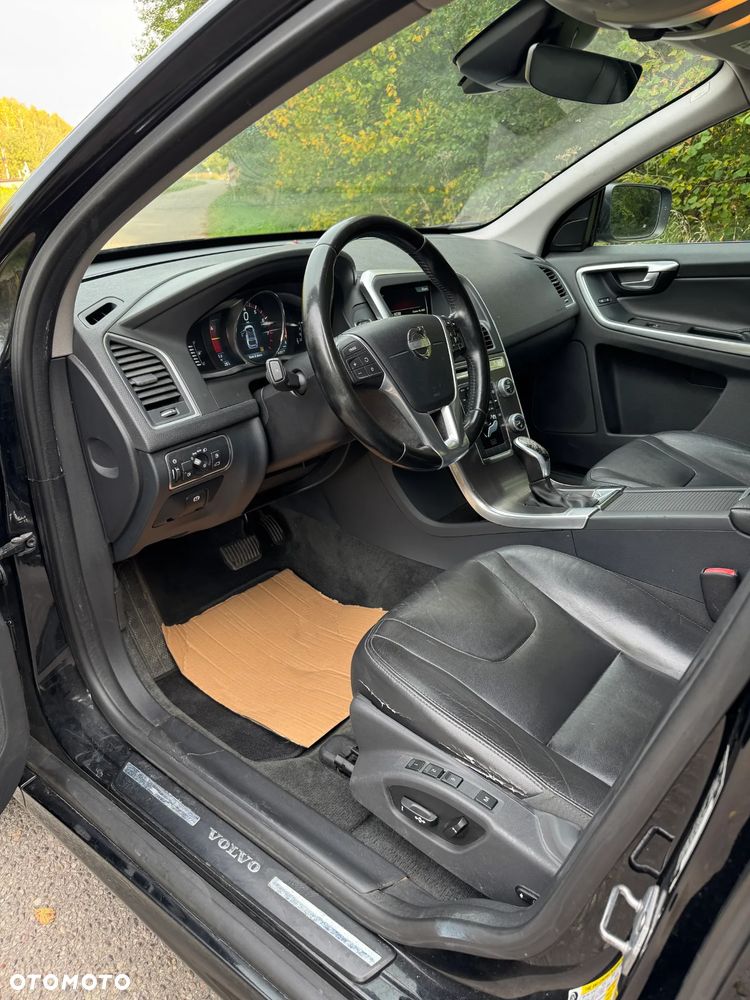 Volvo XC 60 - 11