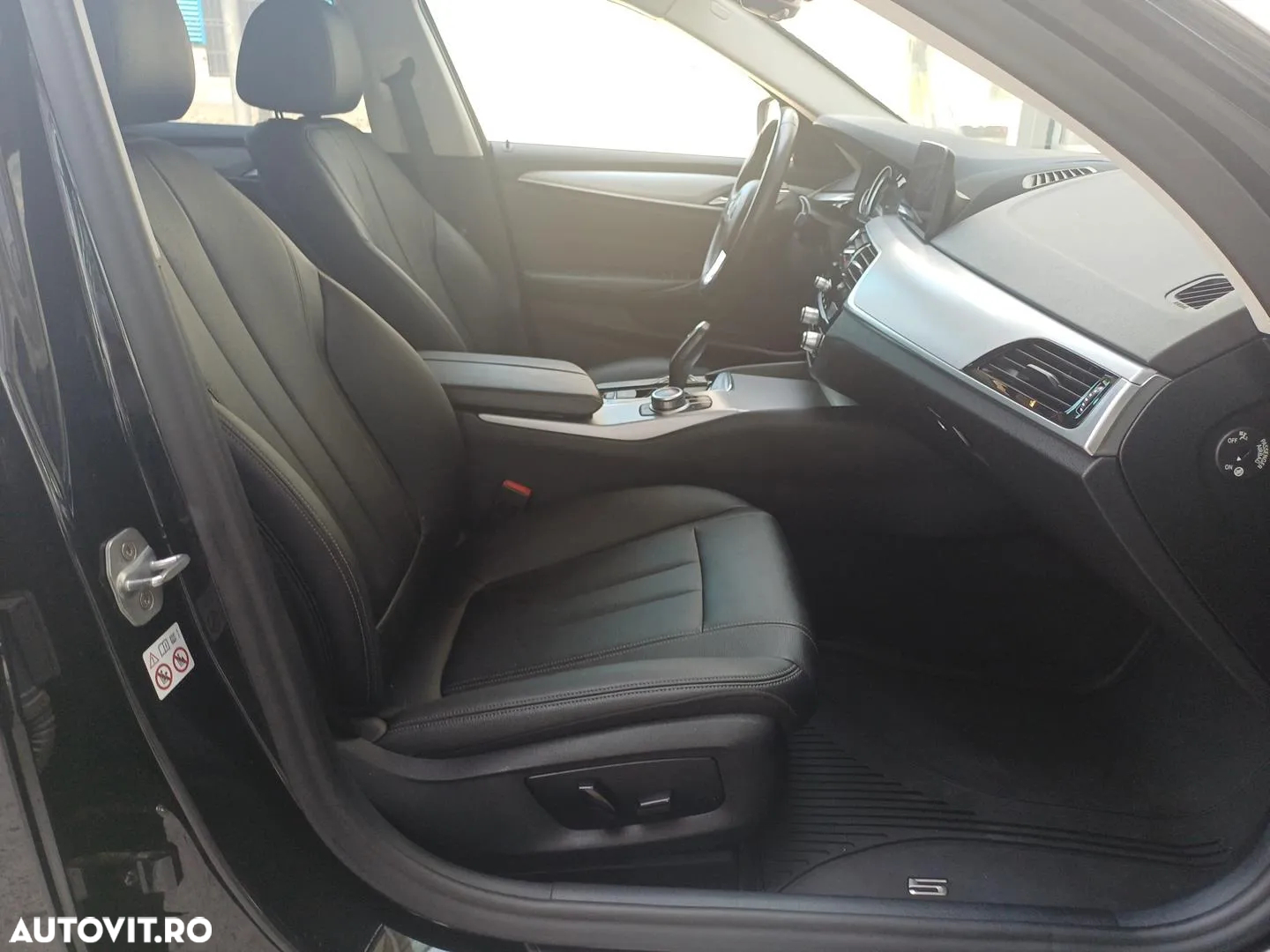 BMW Seria 5 530e AT PHEV - 24