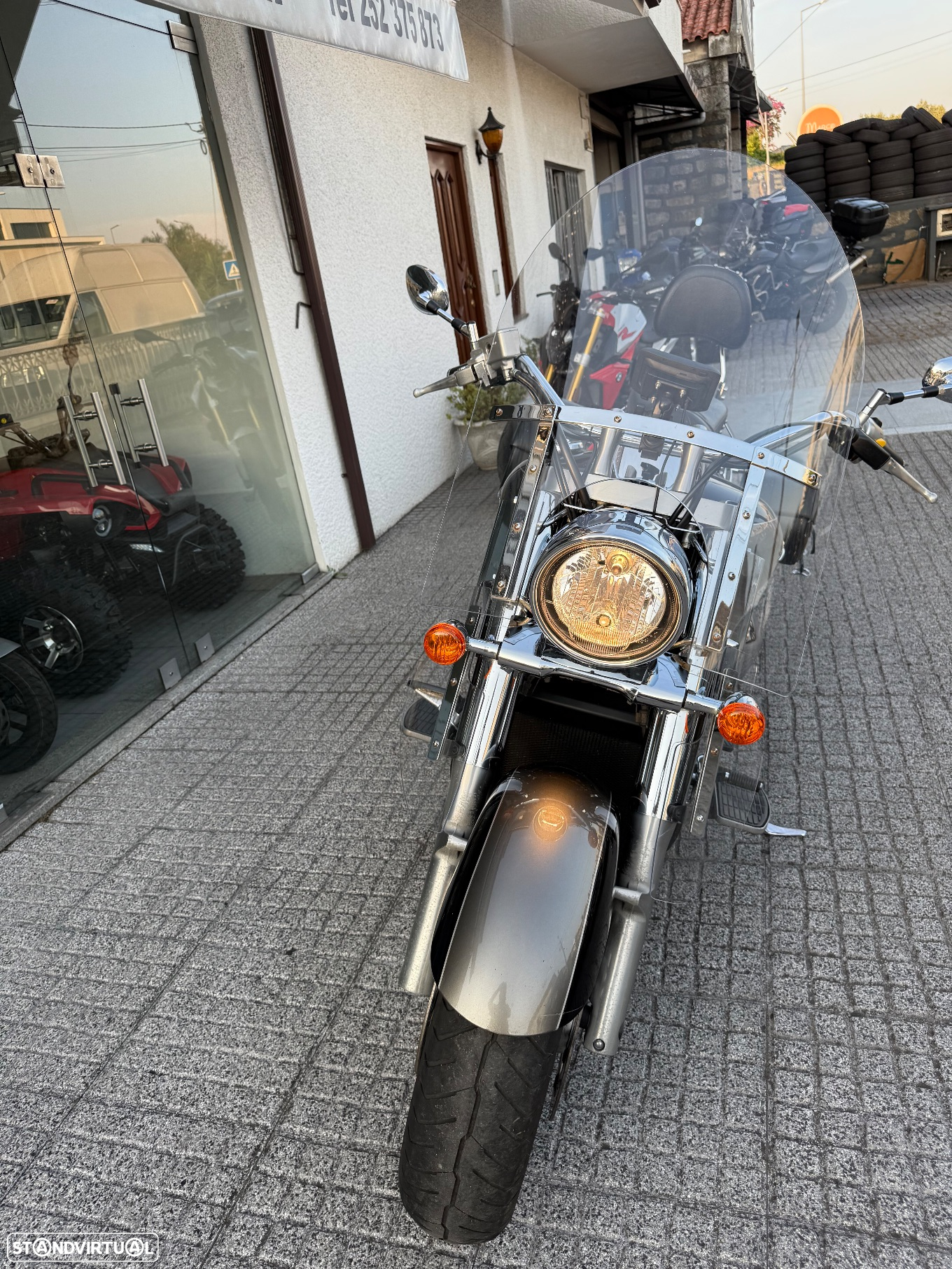Suzuki VL VLT  1800T - 14
