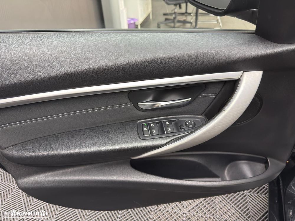 BMW 318 d Line Sport Auto - 45