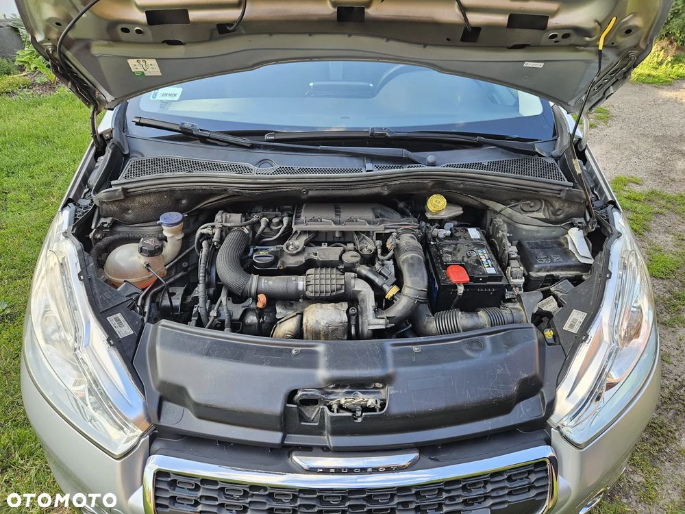 Peugeot 208 1.4 HDi Active - 8