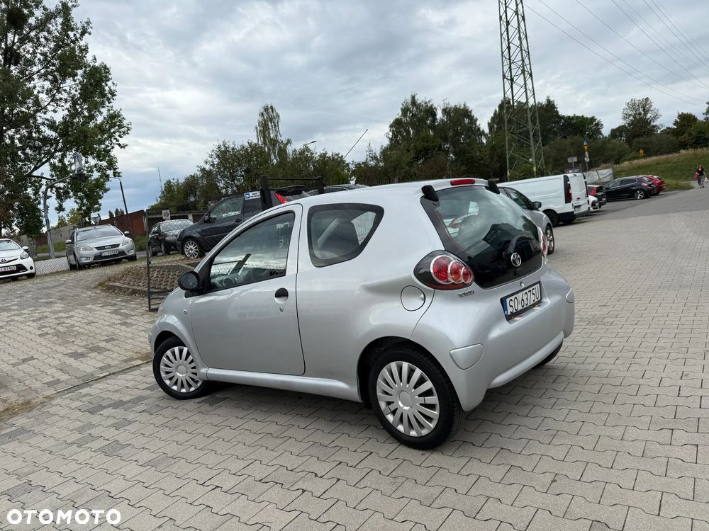 Toyota Aygo 1.0 VVT-i Sol - 10