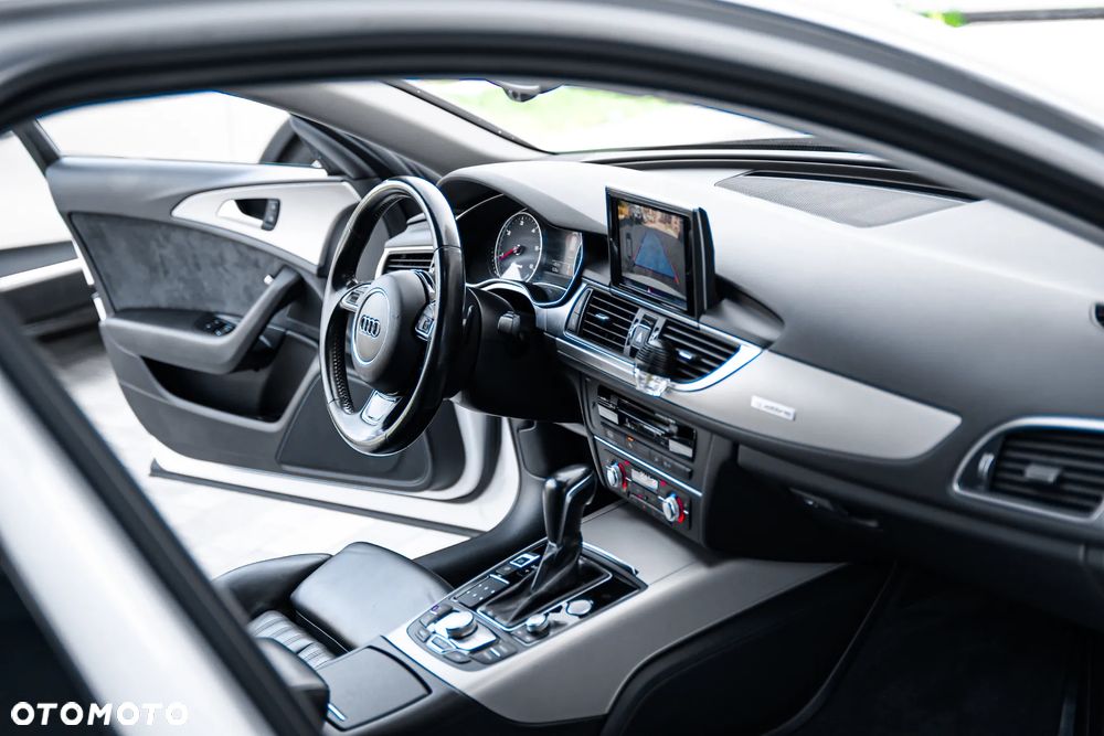 Audi A6 Allroad - 12